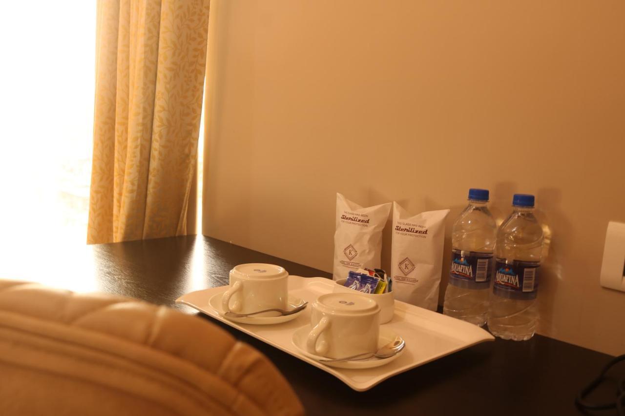 Hotel The Kalyaniz Guwahati Buitenkant foto