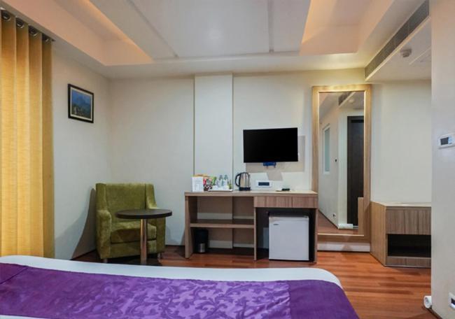 Hotel The Kalyaniz Guwahati Buitenkant foto